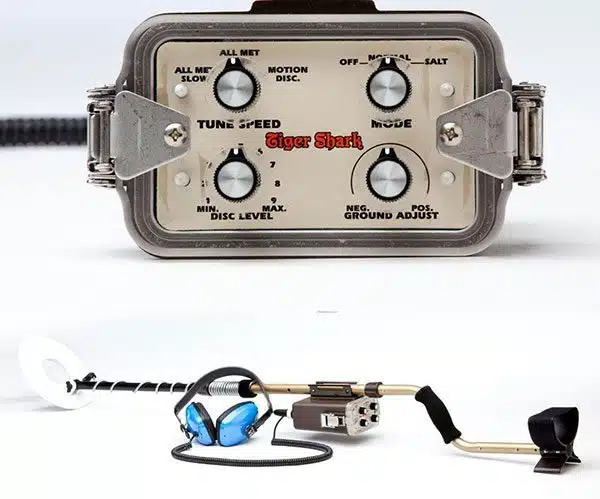 فلزیاب tesoro tiger shark ساخت کمپانی tesoro آمریکا فلزیاب tesoro tiger shark