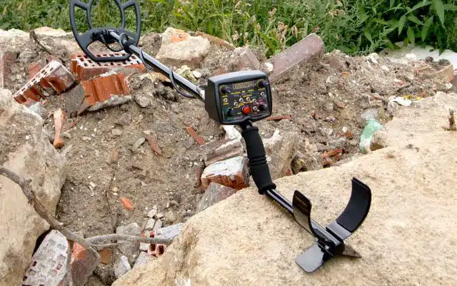 فلزیاب تصویری DOMINATOR PRO ساخت کشور لهستان فلزیاب تصویری DOMINATOR PRO