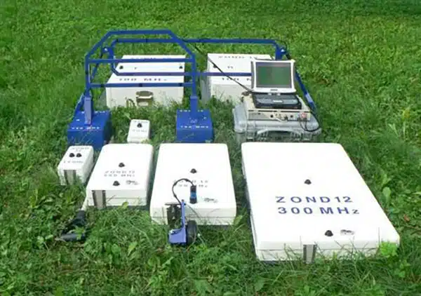 فلزیاب ZOND 12e ساخت شرکت آکورالوکیتورز آمریکا فلزیاب ZOND 12e